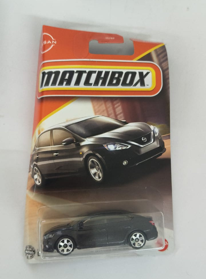 Matchbox 2016 Nissan Maxima (Creased Card)