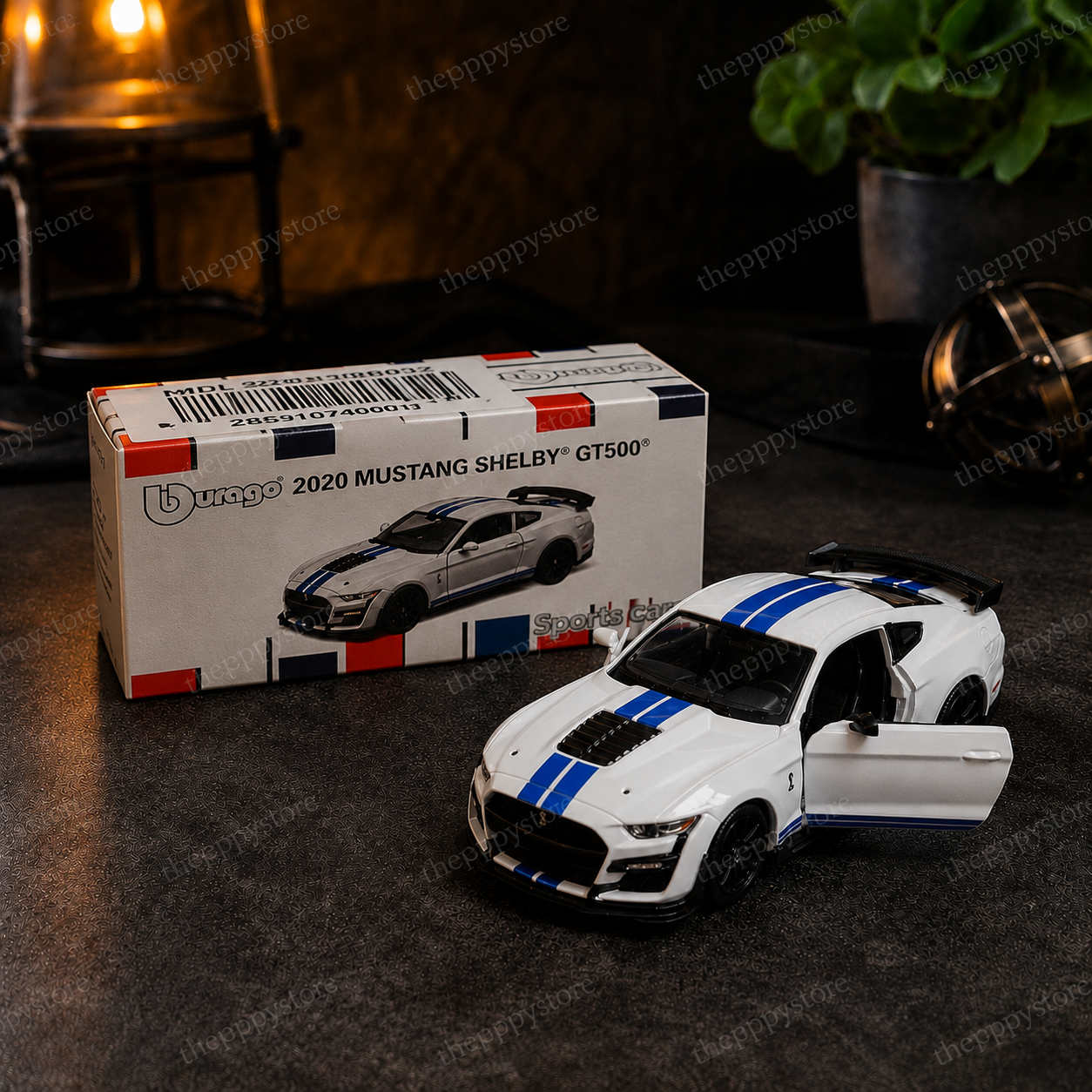 Official Bburago 2020 Mustang Shelby GT500 - 1 : 64 Diecast Scale Model (White)