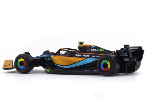 Bburago McLaren F1 Team MCL36 (2022): 1:43 Scale Model Car, #4 Lando Norris, with Driver, Hard Case, Orange (18-38064R)