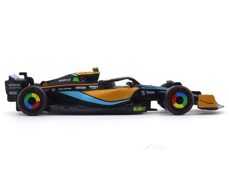 Bburago McLaren F1 Team MCL36 (2022): 1:43 Scale Model Car, #4 Lando Norris, with Driver, Hard Case, Orange (18-38064R)