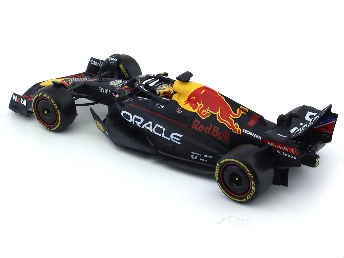 Bburago - 1 : 24 Diecast Scale Model - 2022 Red Bull RB18 #1 Max Verstappen