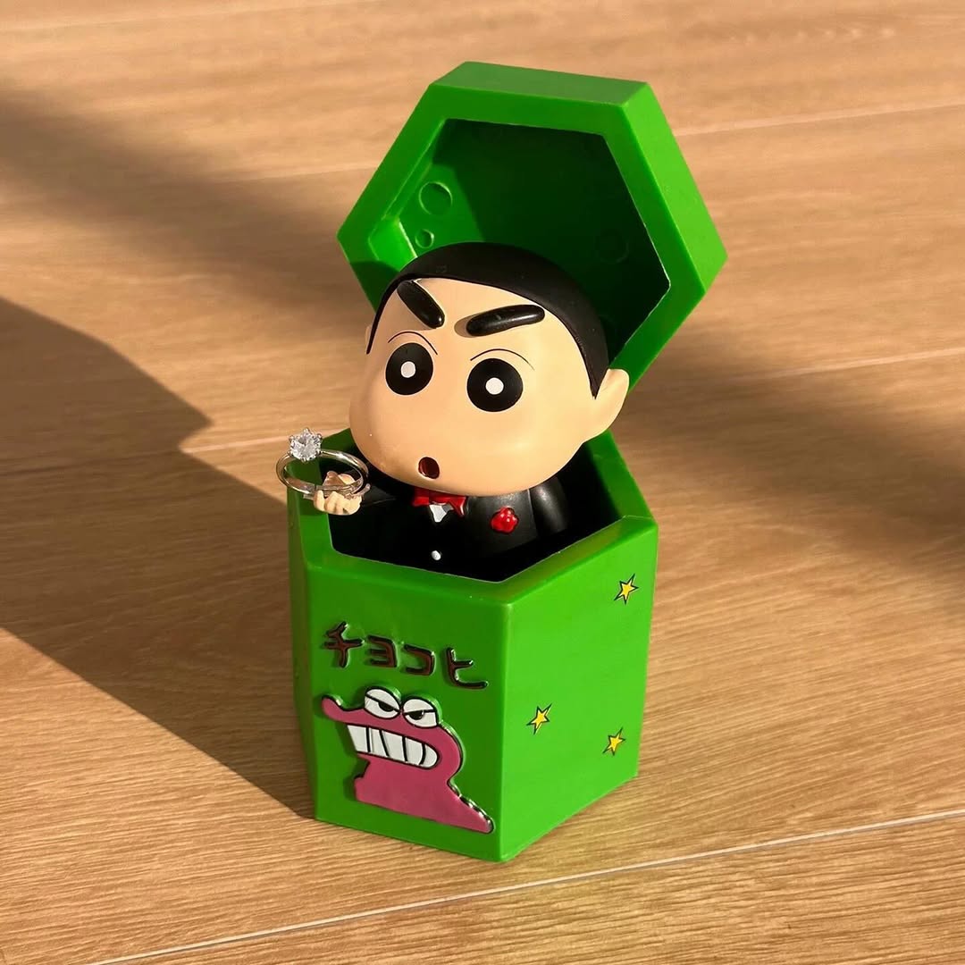 Ring Bearer Shinchan Figure With Ring