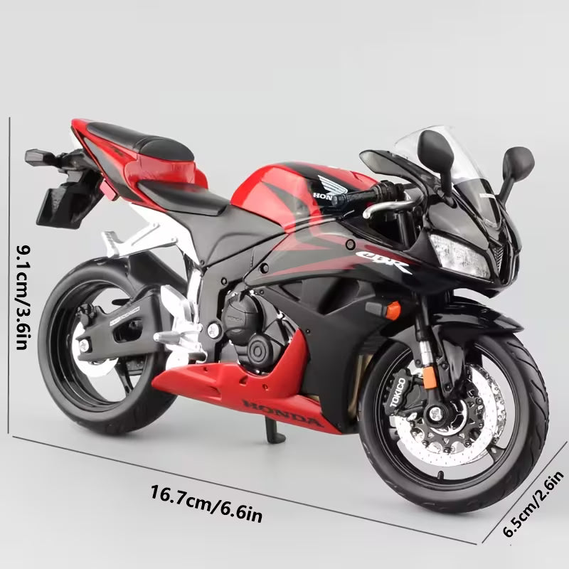 Maisto - 1 : 12 Diecast Scale Model - Official Licensed Product - Honda CBR600RR