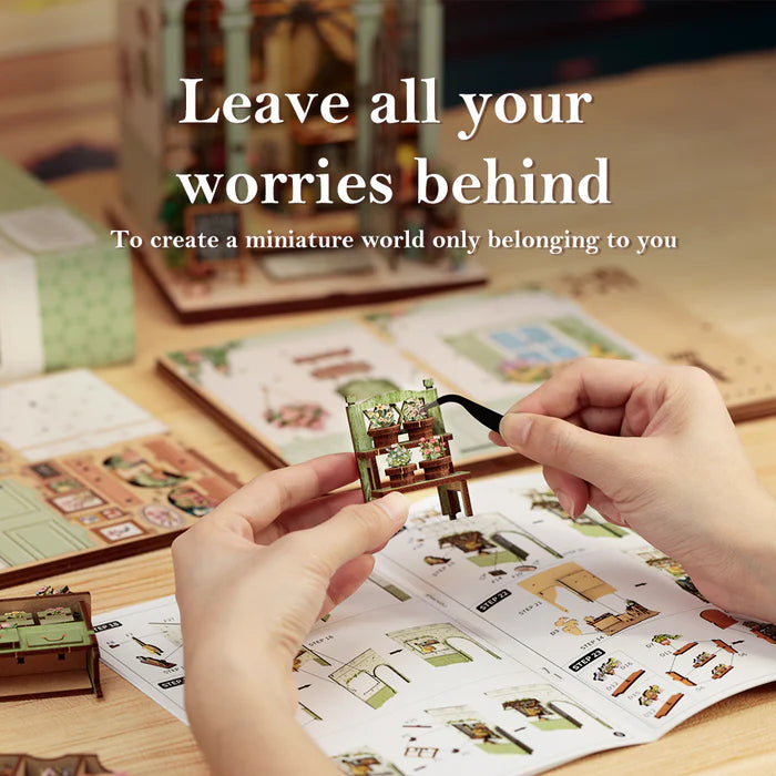 CUTEBEE DIY Book Nook Kit -  Green Life Bookshop