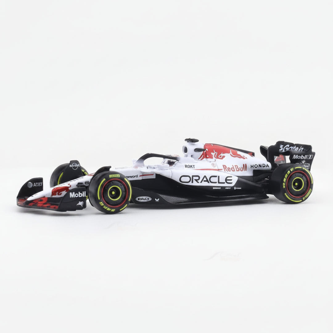 Bburago Oracle Red Bull Racing RB21 Max Verstappen Japan GP 2025 1:43 #1 Die-Cast Model Car