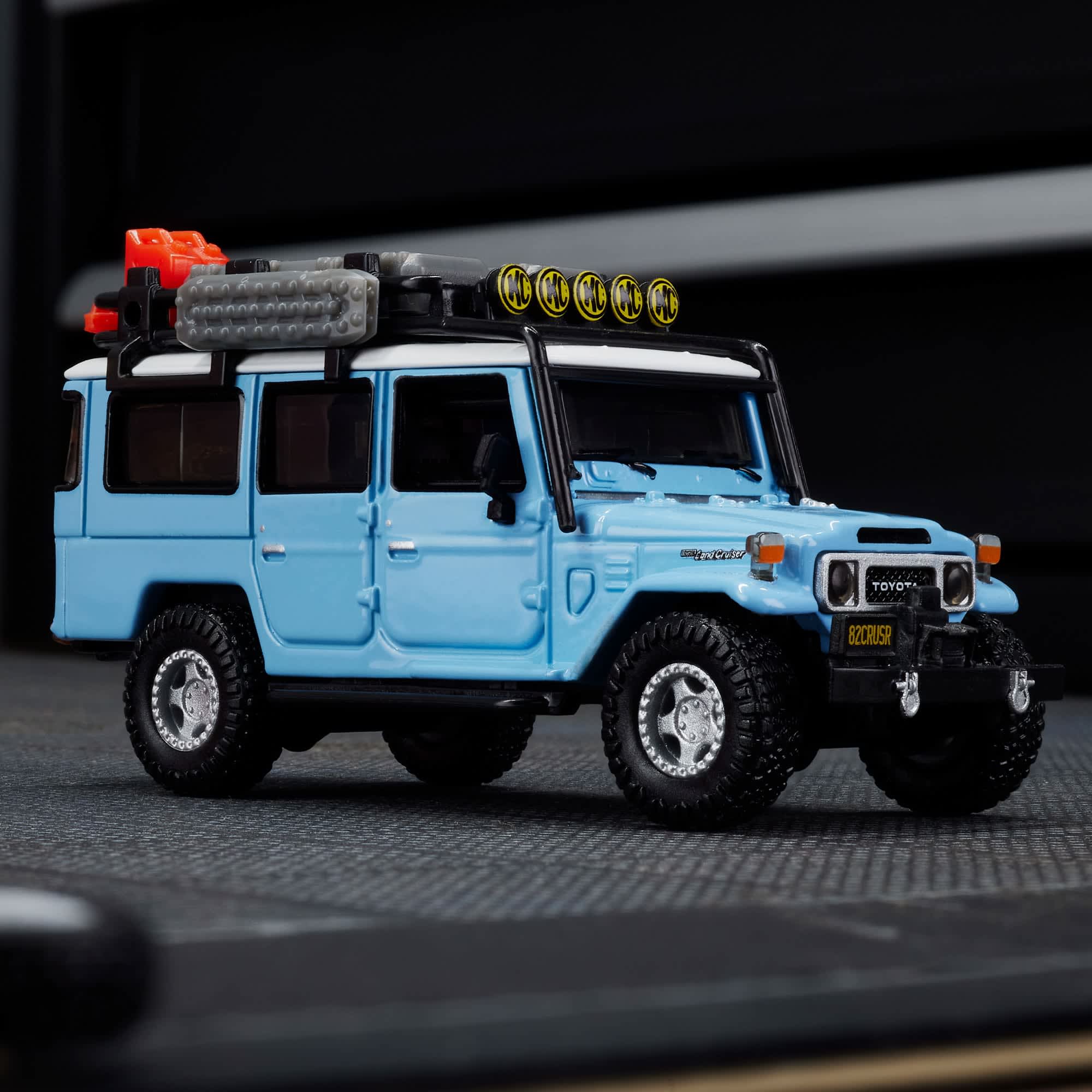 Hot Wheels Elite 64 Mod Shop 1982 Custom Toyota Land Cruiser FJ45 Troopy – 1:64 Scale Die-Cast Model Car