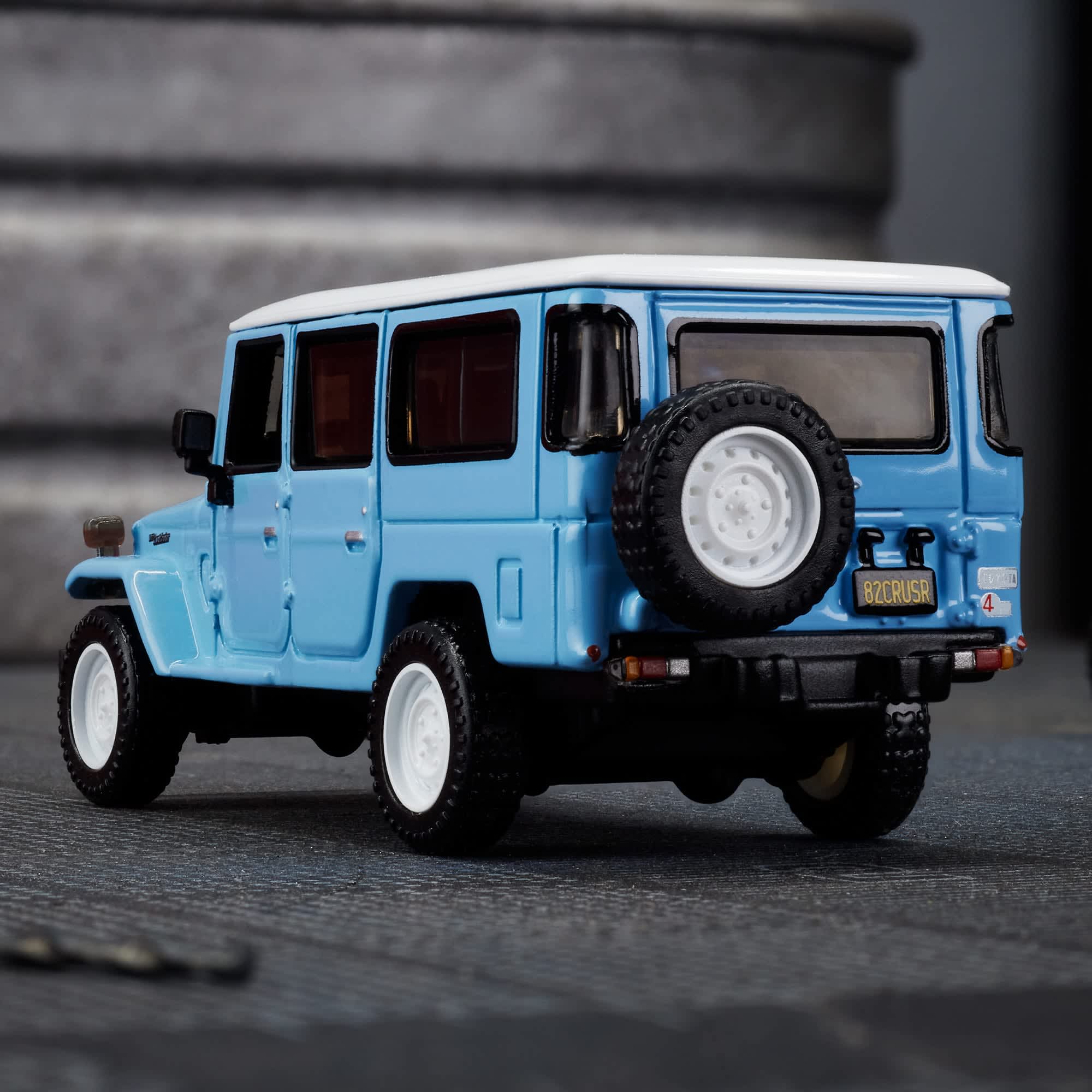 Hot Wheels Elite 64 Mod Shop 1982 Custom Toyota Land Cruiser FJ45 Troopy – 1:64 Scale Die-Cast Model Car