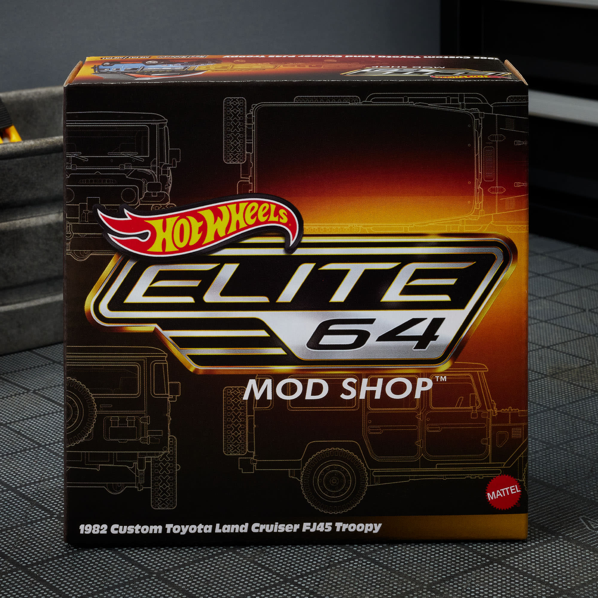 Hot Wheels Elite 64 Mod Shop 1982 Custom Toyota Land Cruiser FJ45 Troopy – 1:64 Scale Die-Cast Model Car