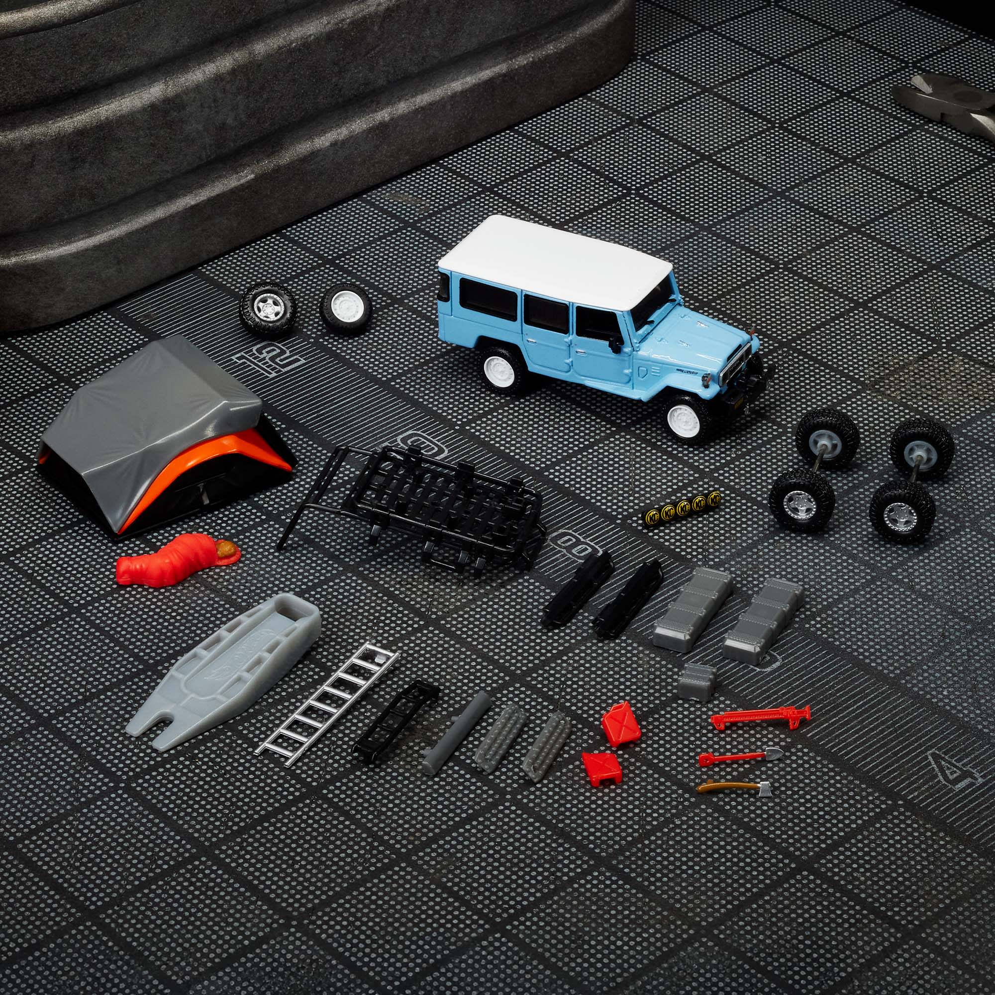 Hot Wheels Elite 64 Mod Shop 1982 Custom Toyota Land Cruiser FJ45 Troopy – 1:64 Scale Die-Cast Model Car   