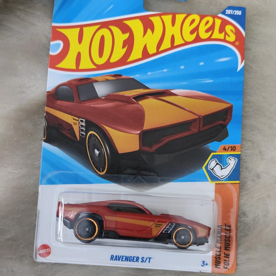Hot Wheels Imported Mainline Q case 2025 Vehicle Collection - Ravenger S/T