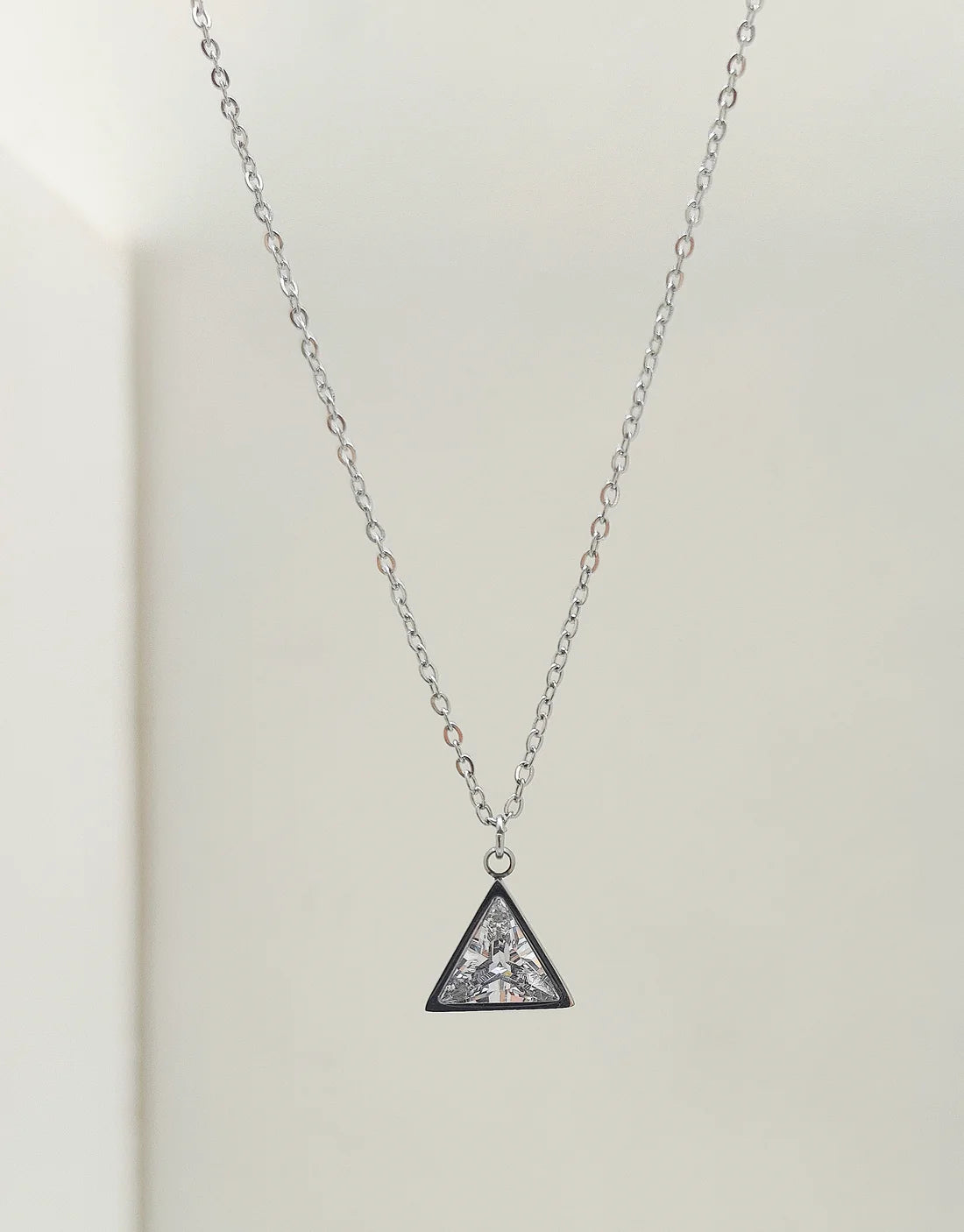 Pyramid Solitaire Necklace