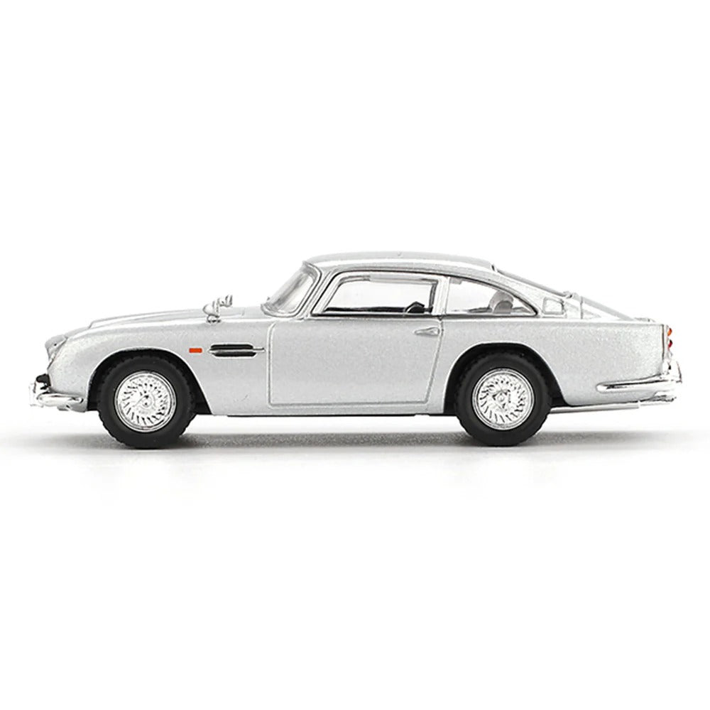 Mini GT Aston Martin DB5 Skyfall 007 James Bond 1:64 Diecast Model Car