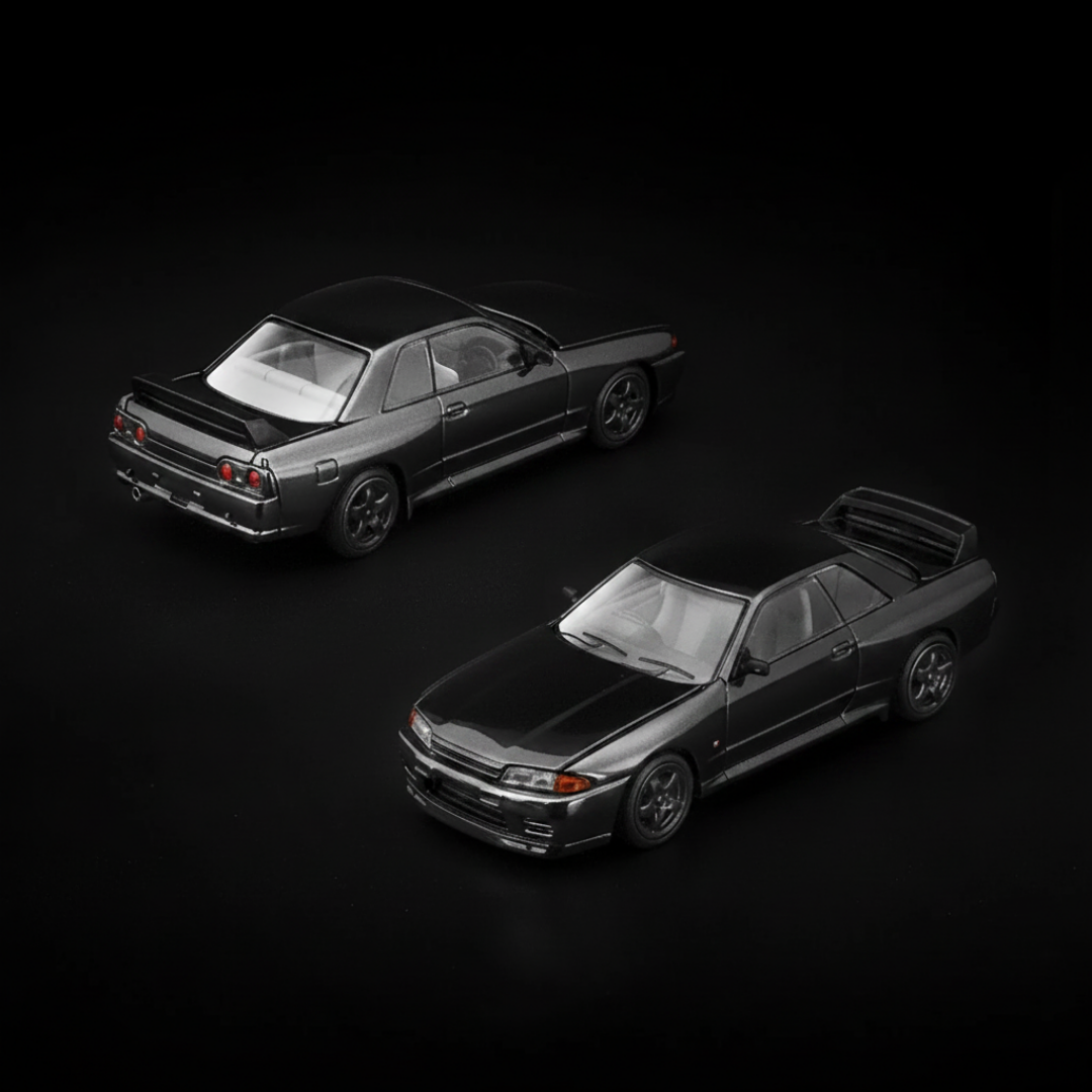 POP RACE Nissan Skyline GT-R R32 Dark Chrome Series PRDC-002 1:64 Diecast Model Car