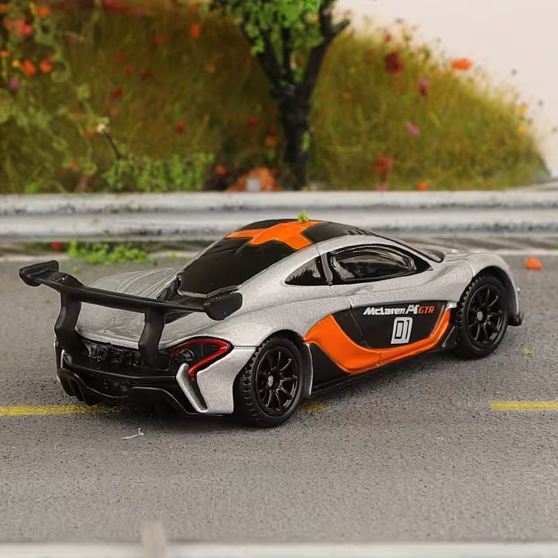 Scale 1 : 64 CCA McLaren P1 GTR Diecast Metal Model Car