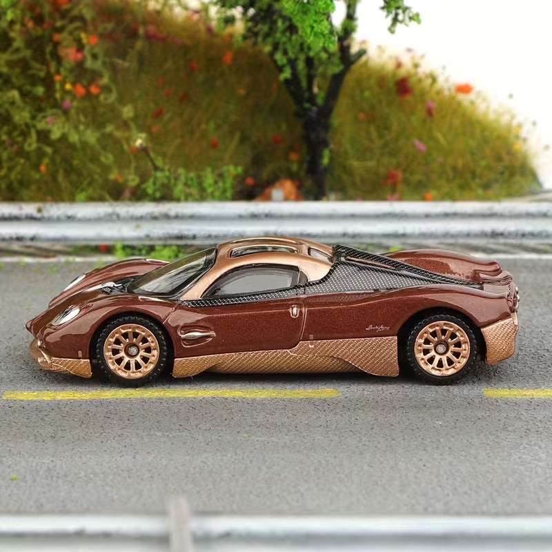 Scale 1 : 64 CCA Pagani Utopia Diecast Metal Model Car