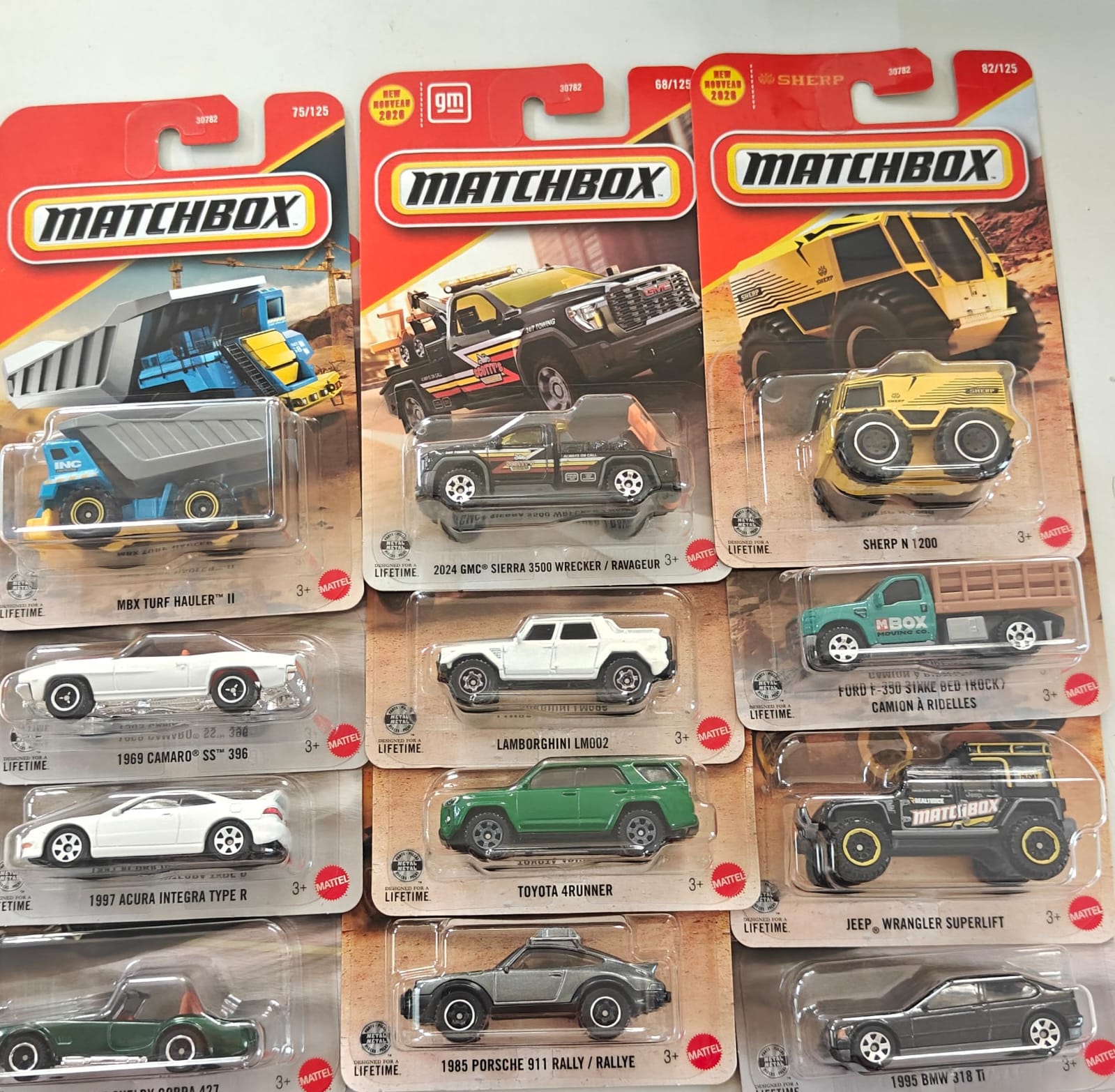 Matchbox Scale 1 : 64 Vehicles Exclusive Collection - Set of 12 Cars - A