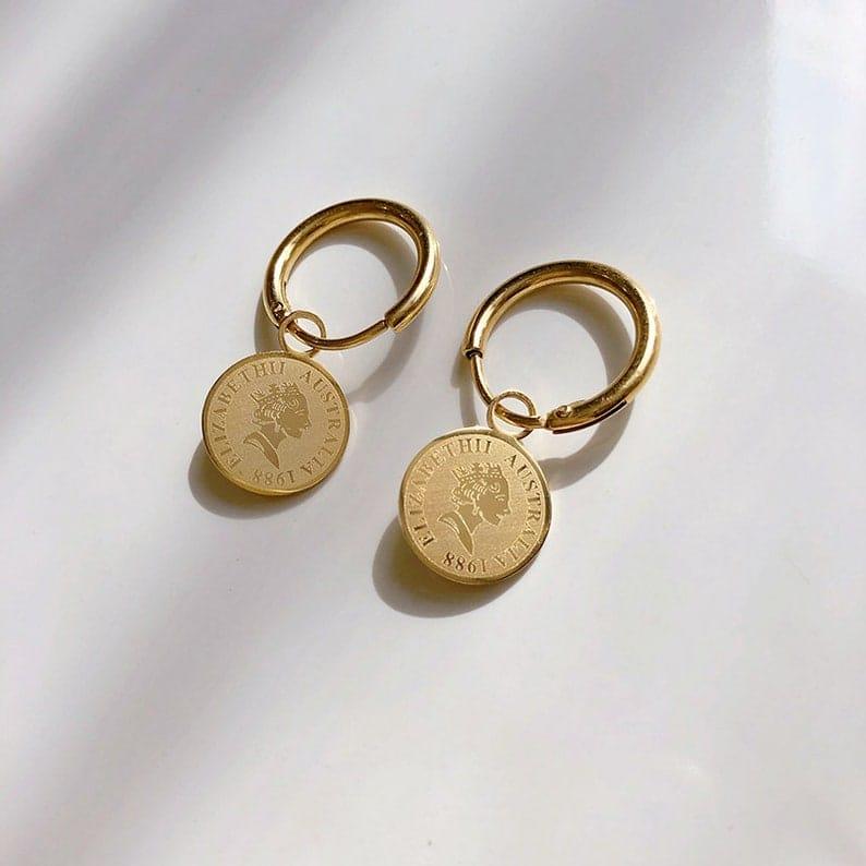 Vintage Queen Elizabeth Coin Earrings - ThePeppyStore