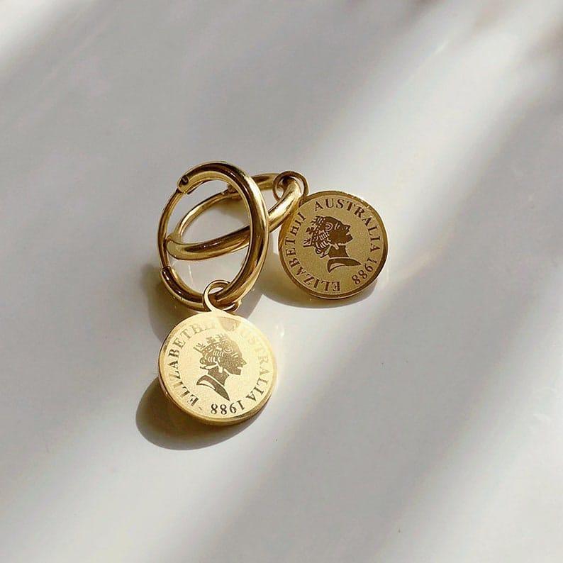 Vintage Queen Elizabeth Coin Earrings - ThePeppyStore