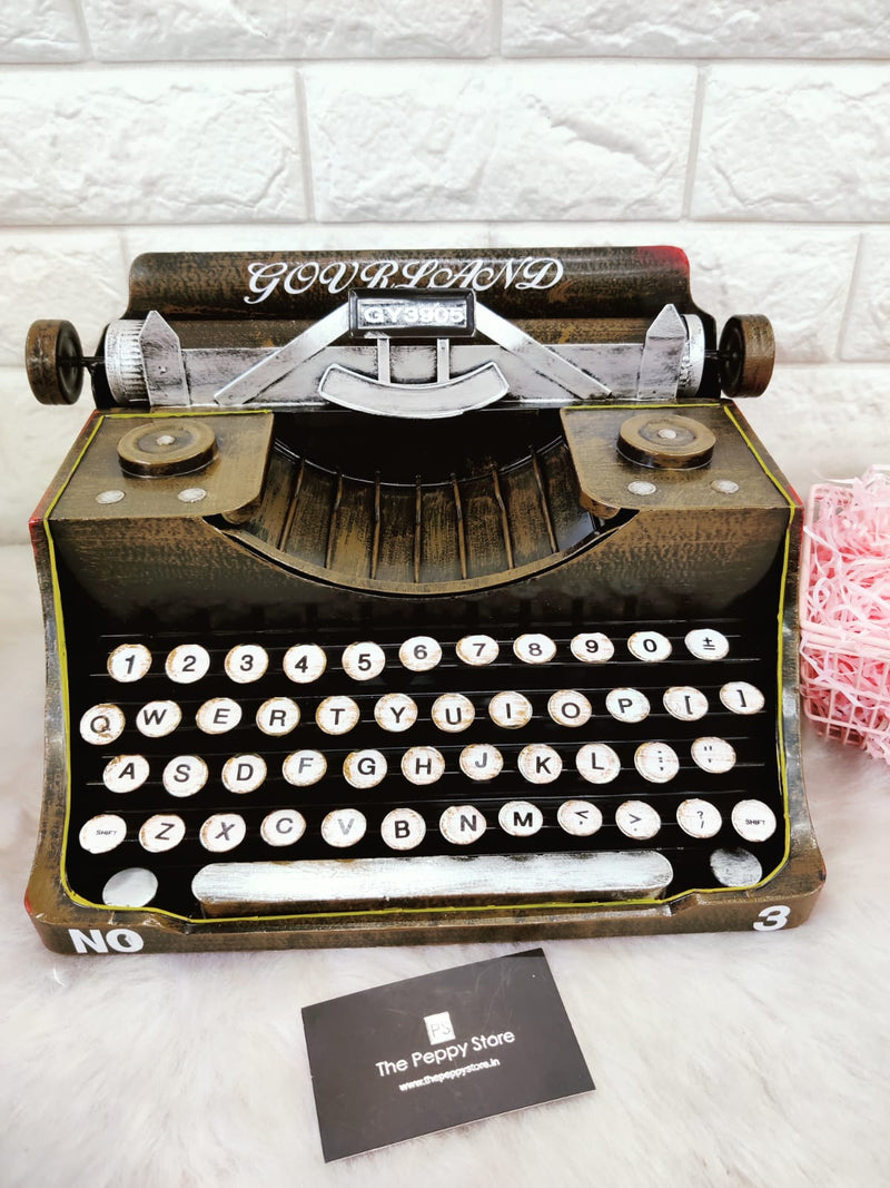 Vintage Typewriter Collectable Show Piece (No Cod Allowed On This Product) - Prepaid Orders Only