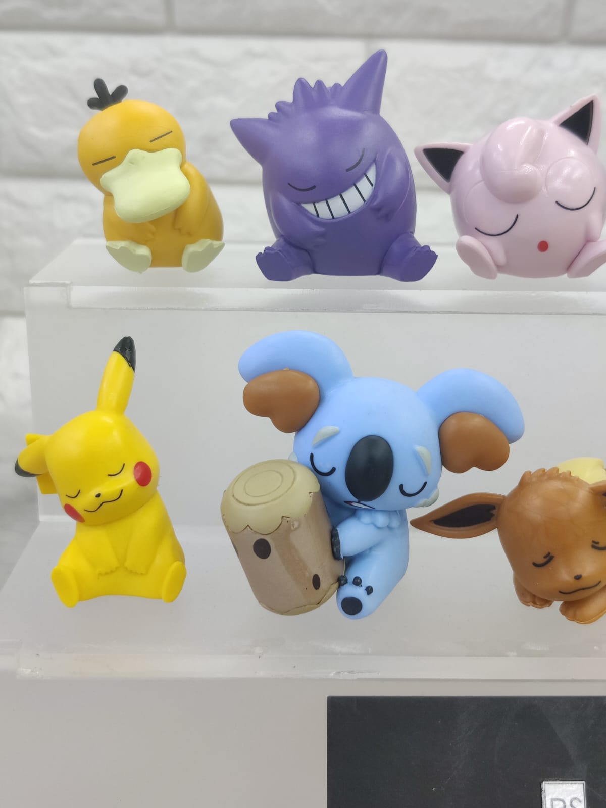 Pokemon Sleeping Figures Set of 9