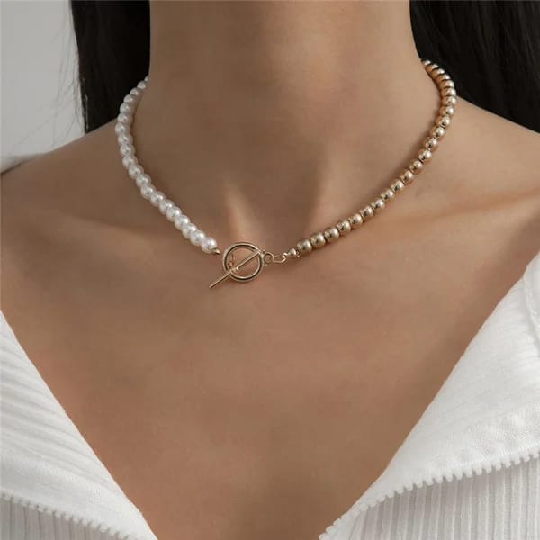 Faux Pearl Choker Necklace