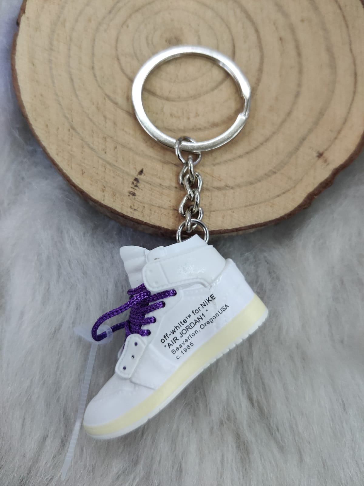 3D Sneaker Keychain - White