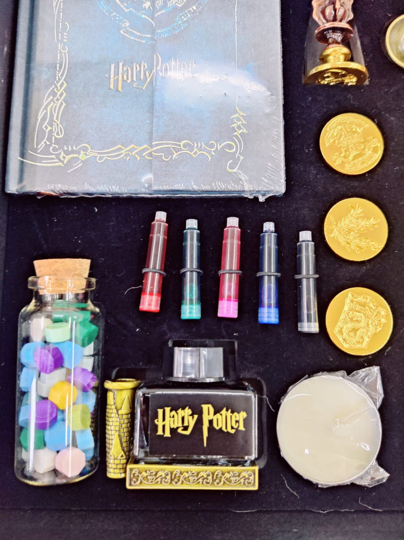 Harry Potter Collectable Pen Set - 22 Pcs - Random Set Will Be Provided