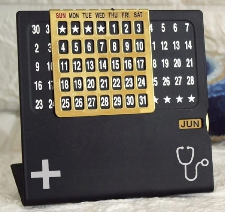 Customised Never Ending Desk Calendar For Doctors (No Cod Allowed On This Product) - Prepaid Orders Only