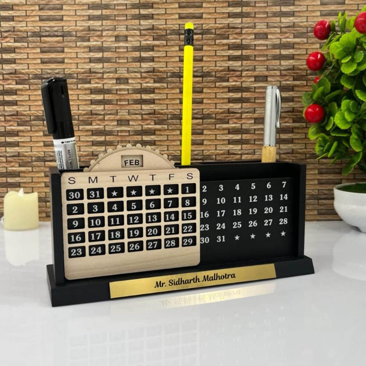 Personalised Wooden Pen Stand With Lifetime Calendar (No Cod Allowed On This Product) - Prepaid Orders Only