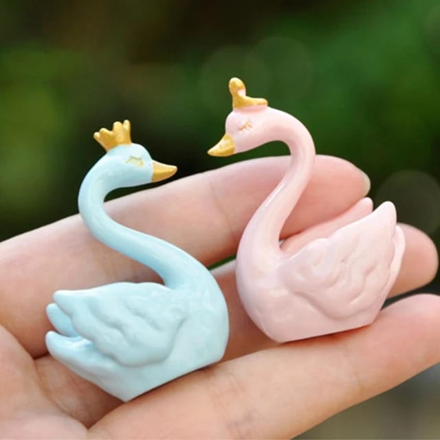 Mini Swan Showpiece - Set of 2