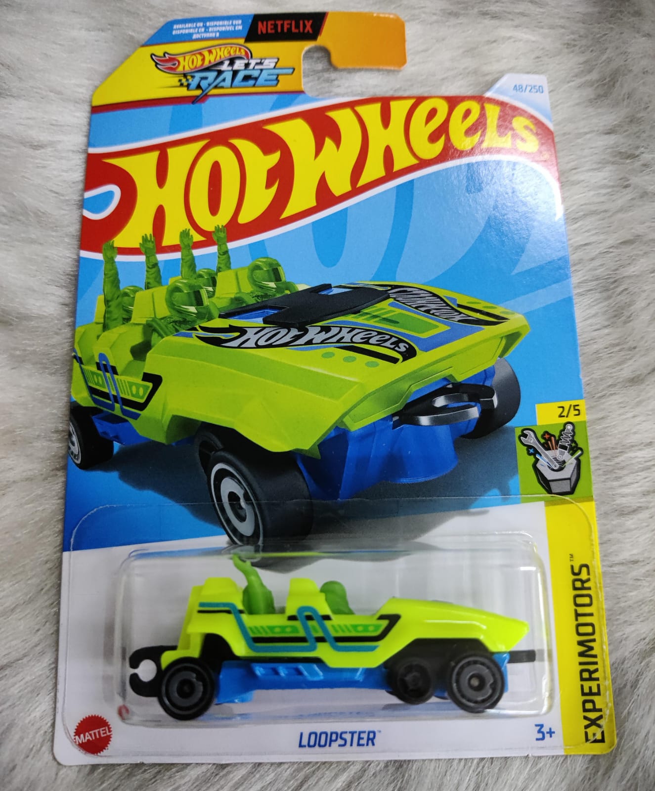 Hot Wheels Loopster Vehicle Exclusive Collection - No Cod Allowed On this Product - Prepaid Orders Only