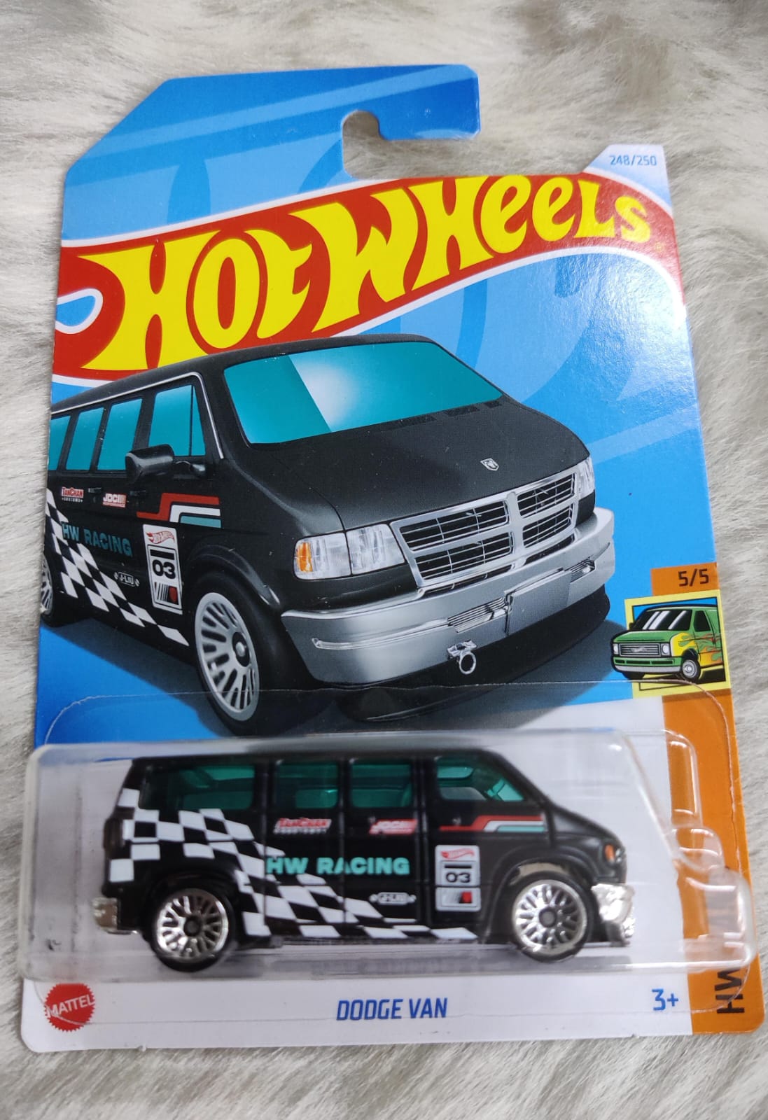 Hot Wheels Dodge Van Vehicle Exclusive Collection - No Cod Allowed On this Product - Prepaid Orders Only