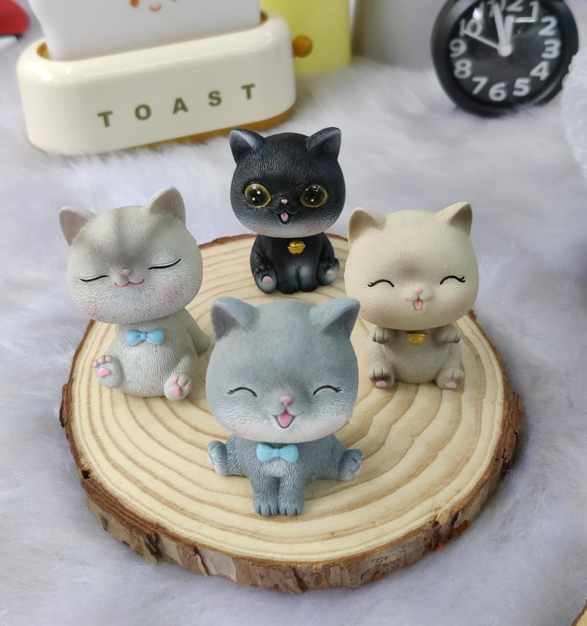 High quality Miniature Poly Resin Cat Bobblehead (Select from Drop Down)