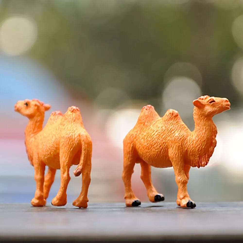 Cute Camel Figure (Set of 2)