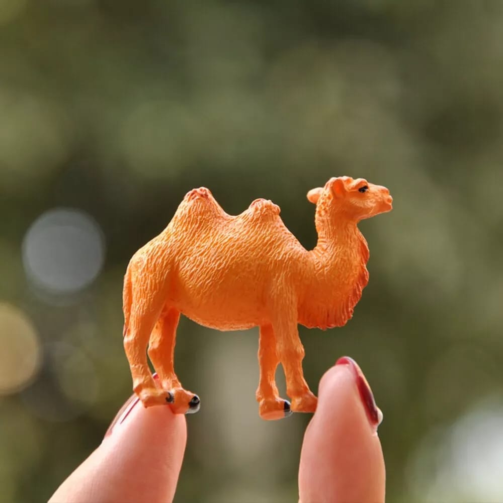 Cute Camel Figure (Set of 2)