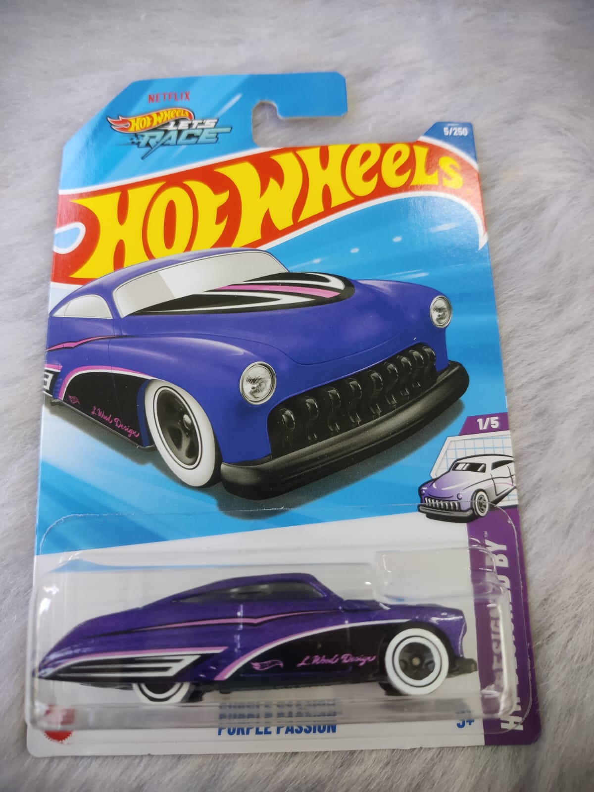 Hot Wheels Purple Passion Vehicle Exclusive Collection