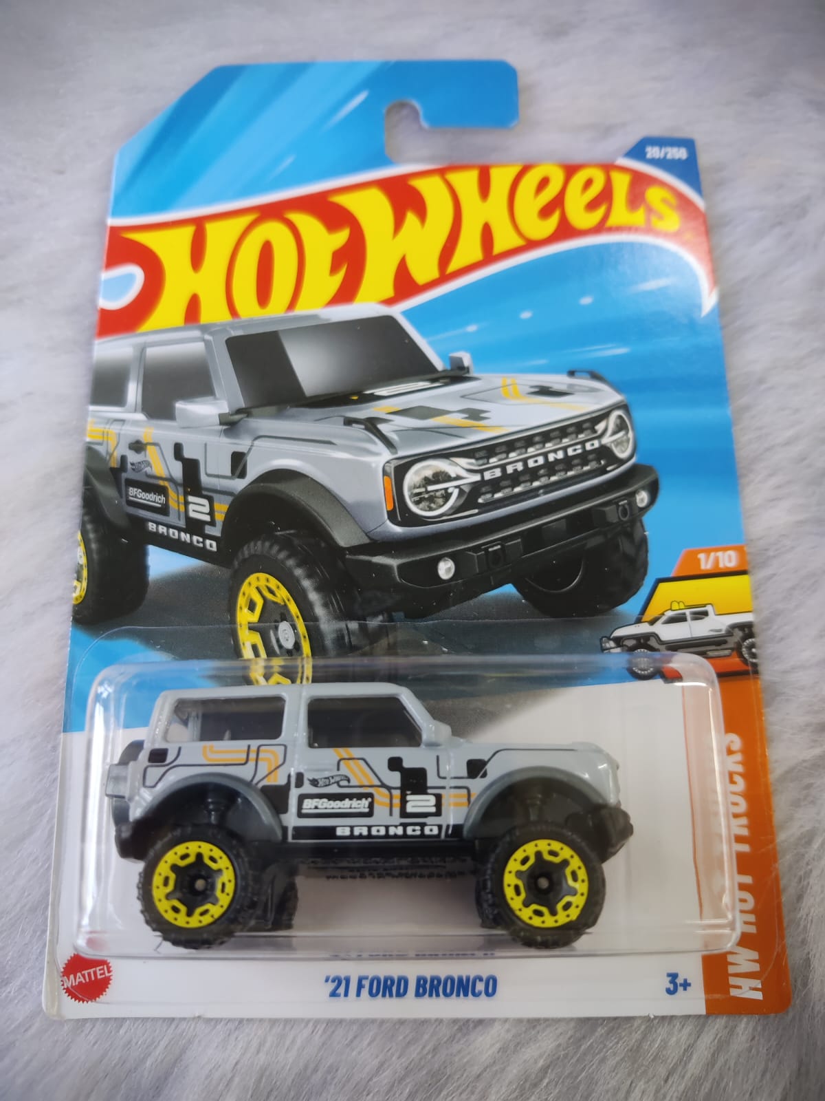 Hot Wheels '21 Ford Bronco Vehicle Exclusive Collection- No Cod Allowed On this Product - Prepaid Orders Only