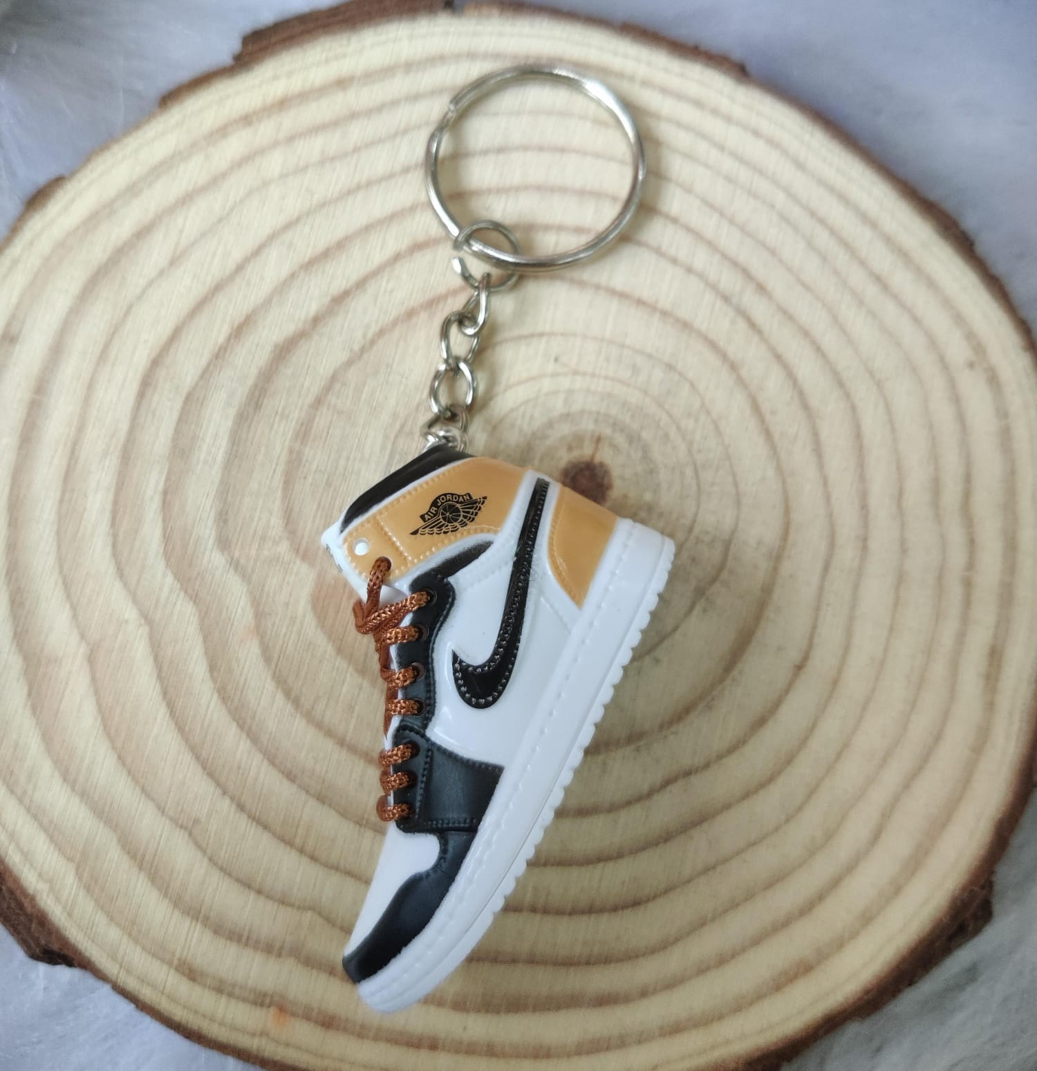 3D Sneaker Keychain - Cream