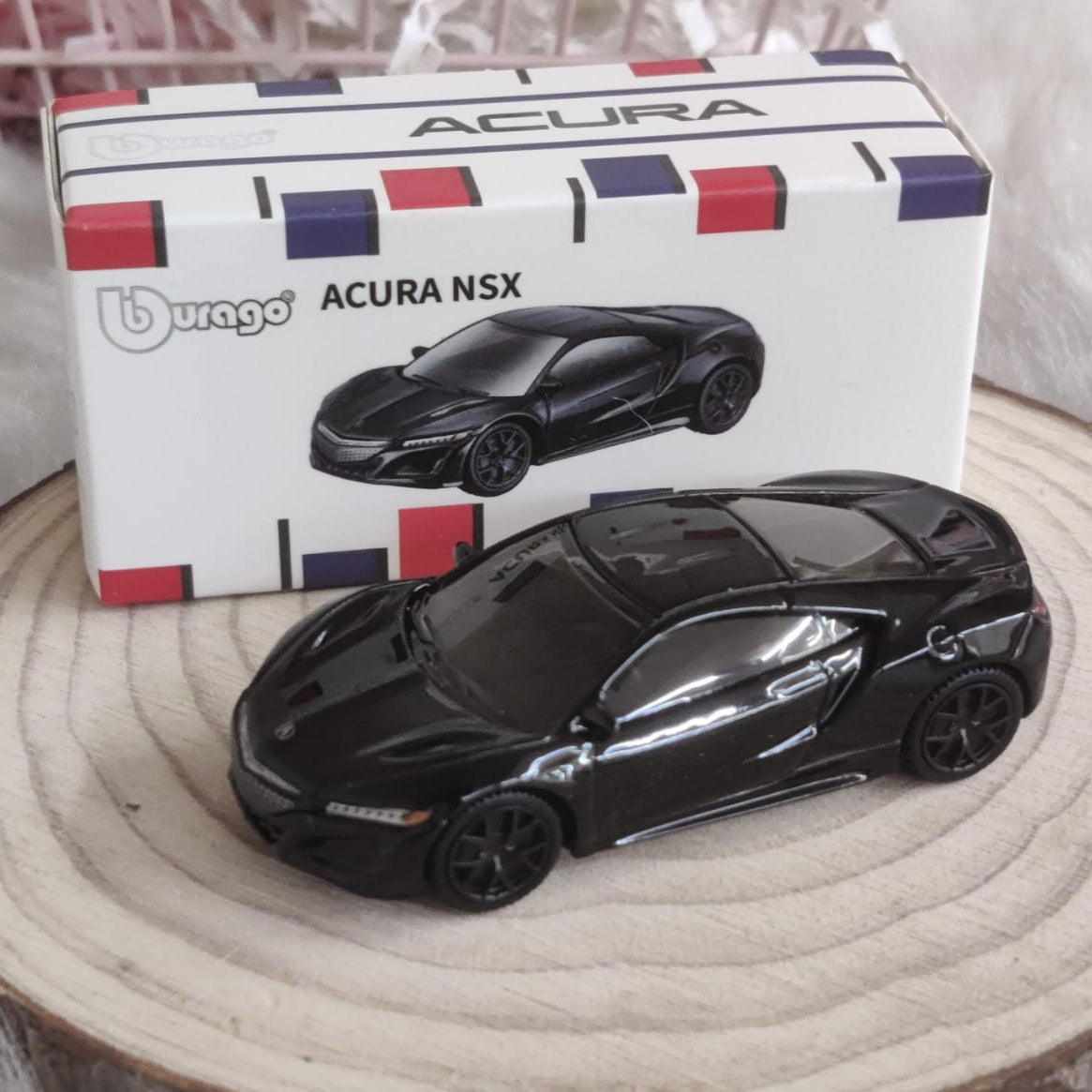 Official Bburago Acura Nsx - 1 : 64 Diecast Scale Model