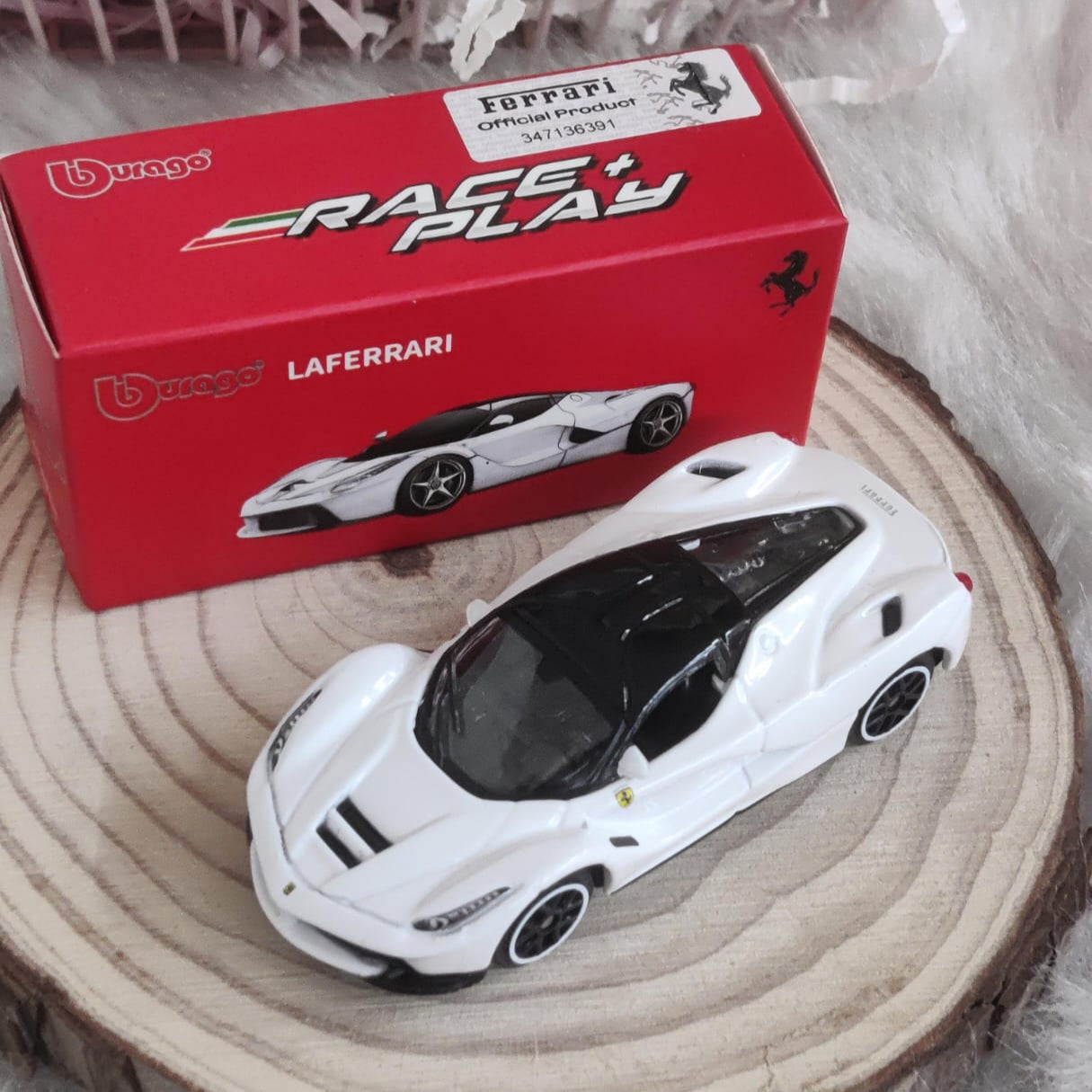 Official Bburago Laferrari - 1 : 64 Diecast Scale Model - (No Cash On Delivery Allowed On This Product)