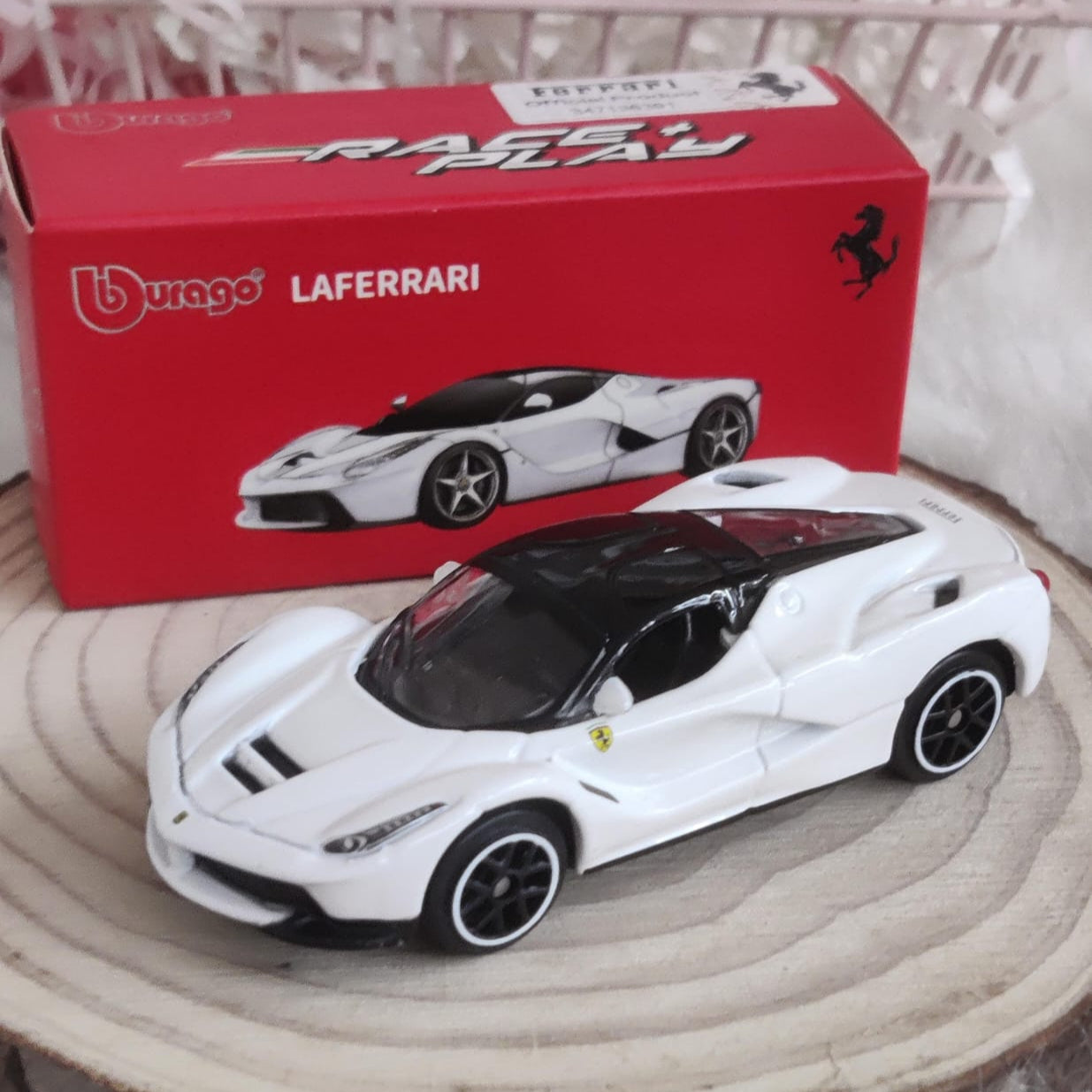 Official Bburago Laferrari - 1 : 64 Diecast Scale Model - (No Cash On Delivery Allowed On This Product)