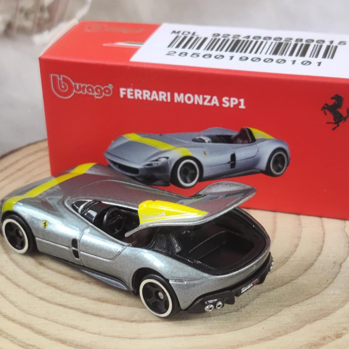 Official Bburago Ferrari Monza SP1 - 1 : 64 Diecast Scale Model