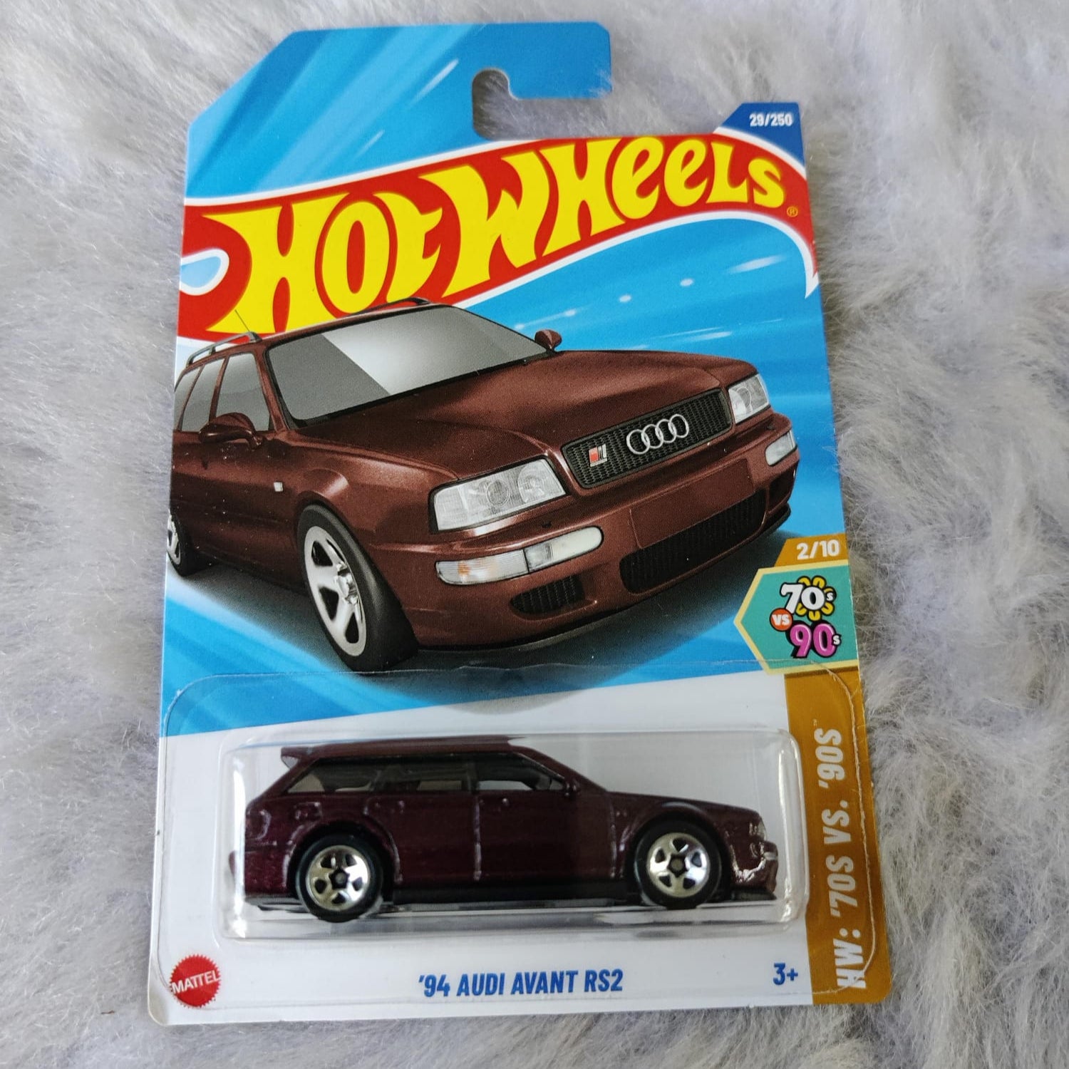 Hot Wheels Imported '94 Audi Avant RS2 Vehicle Exclusive Collection 2025 C and D Case