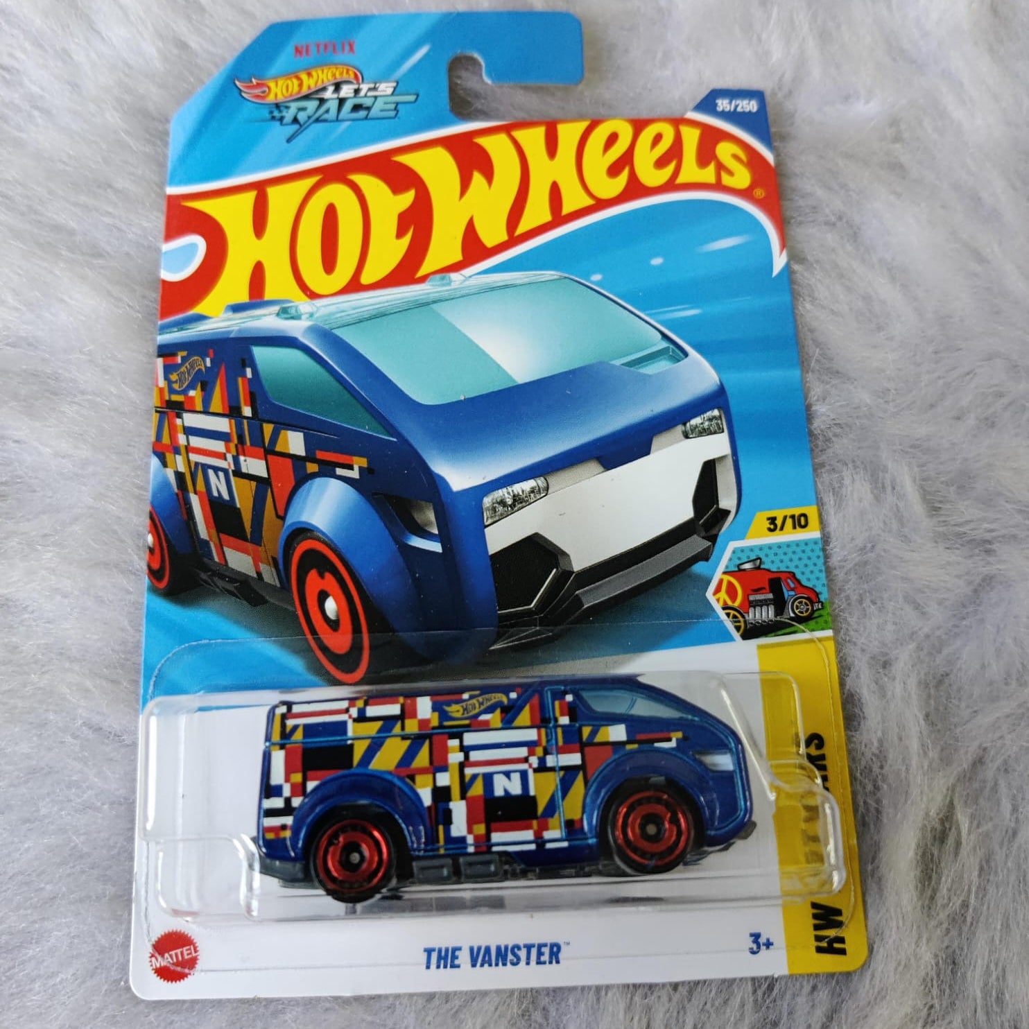 Hot Wheels Imported The Vanster Vehicle Exclusive Collection 2025 C and D Case