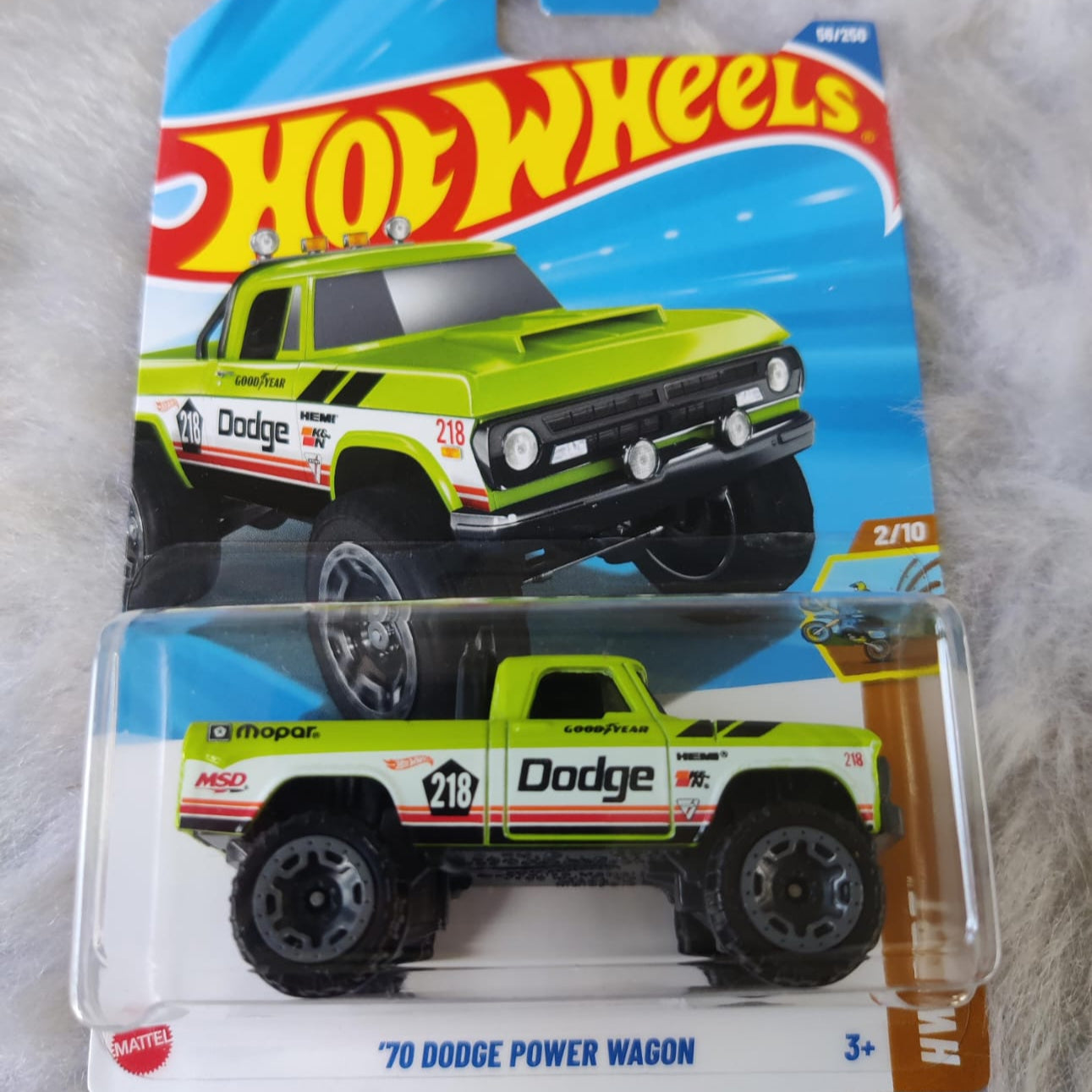 Hot Wheels Imported '70 Dodge Power Wagon Vehicle Exclusive Collection 2025 C and D Case