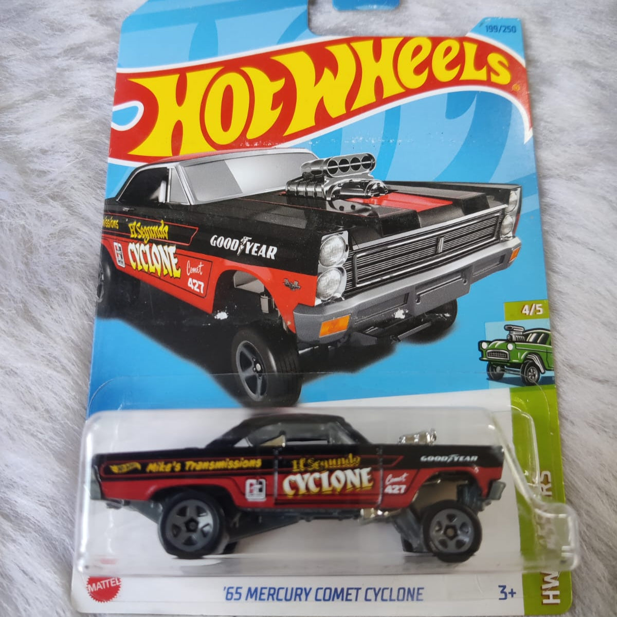 Hot Wheels Imported '65 Mercury Comet Cyclone Vehicle Exclusive Collection