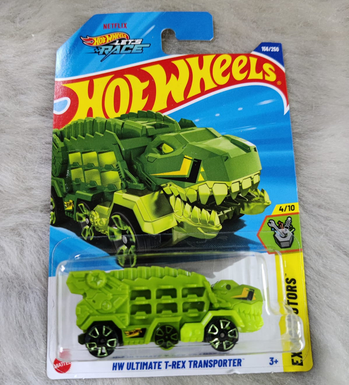 Hot Wheels Imported G 2025 Case Vehicle Exclusive Collection - HW Ultimate T-Rex Transporter