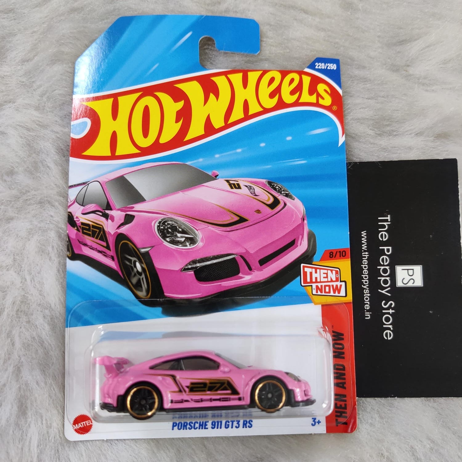 Hot Wheels 2025 L and M Case Vehicle Exclusive Collection -  Porsche 911 GT3 RS