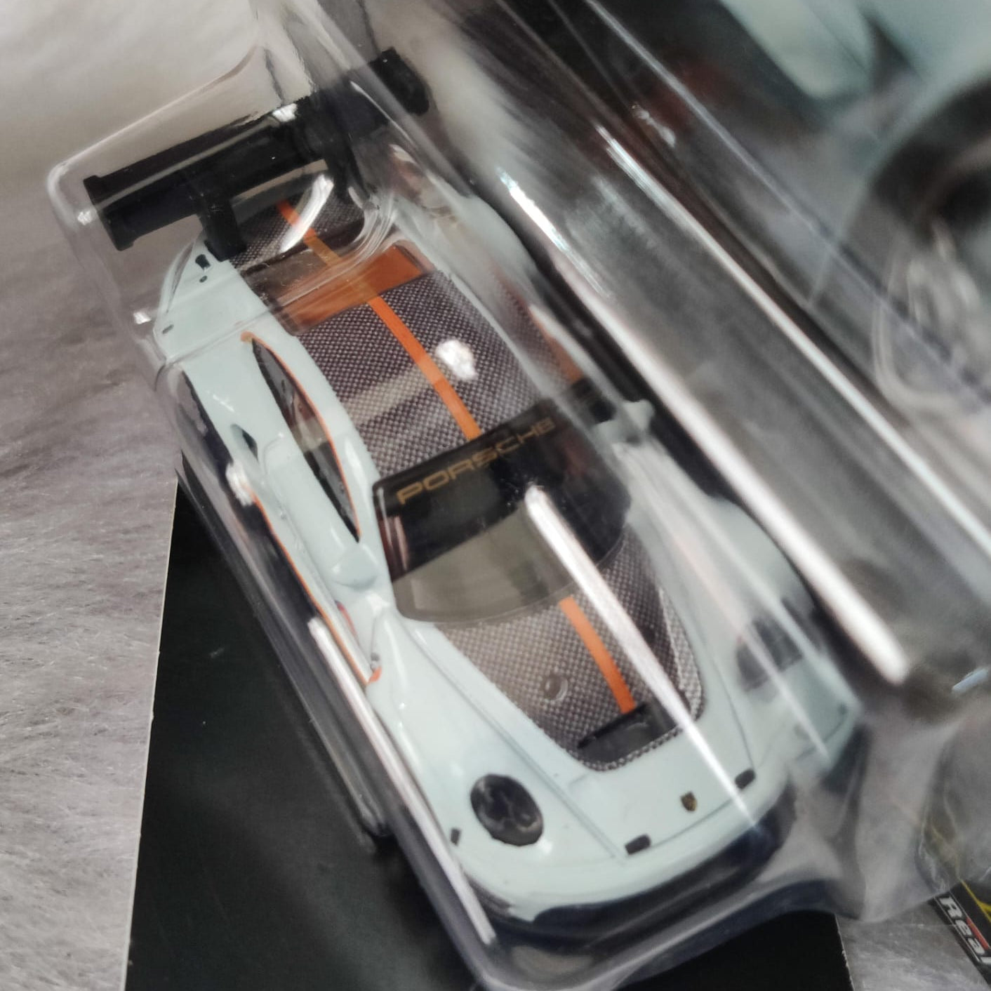 Hot Wheels Scale 1:64 Imported USA Card - Circuit Legends Premium Car Culture Diecast Model Cars - Porsche 911 GT3 R (992)