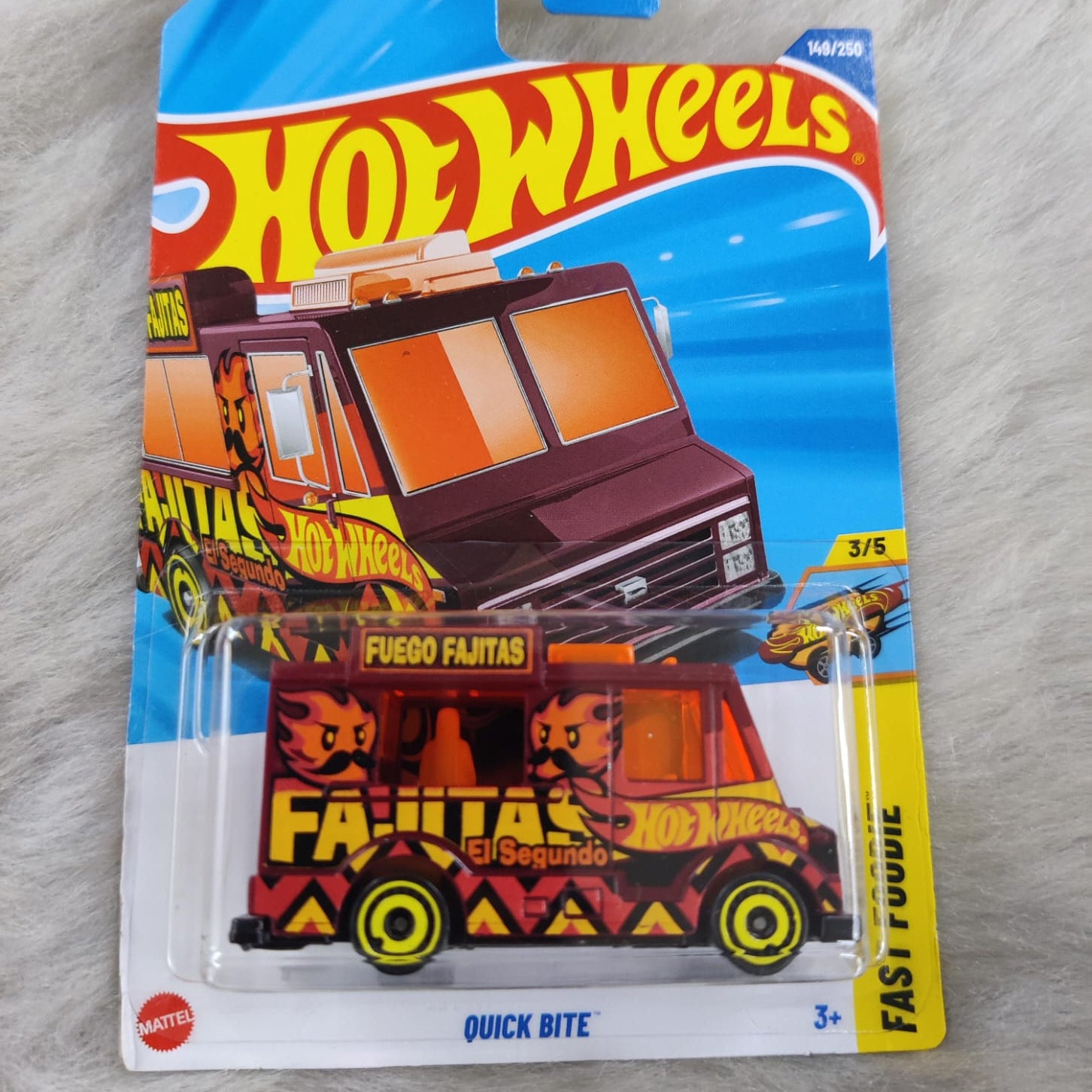 Hot Wheels 2025 N Case Vehicle Exclusive Collection -Quick Bite